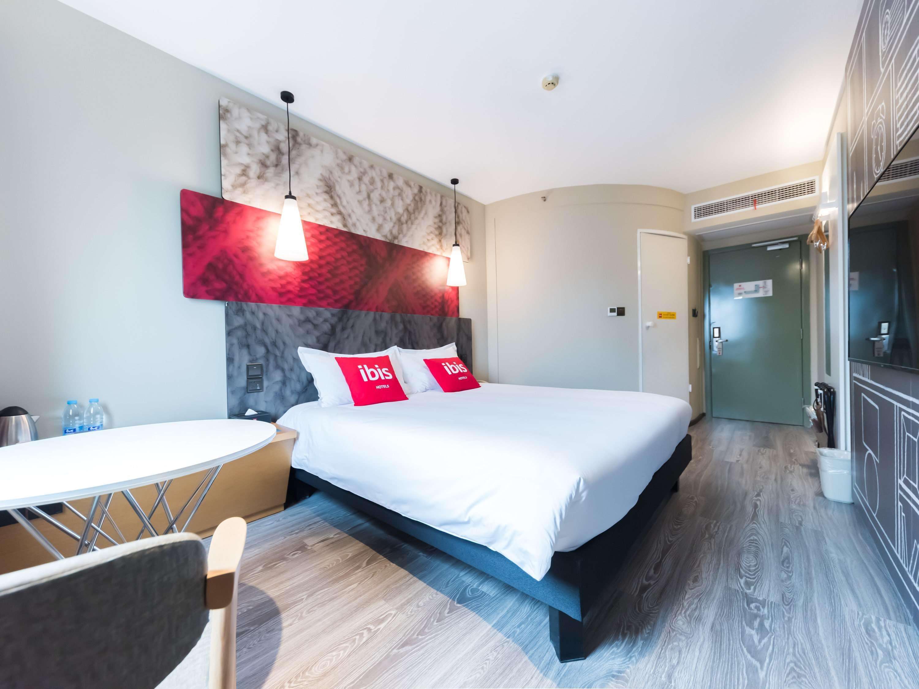 Отель Ibis Wuxi Hi Tech Экстерьер фото