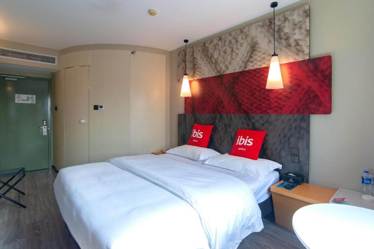 Отель Ibis Wuxi Hi Tech Экстерьер фото